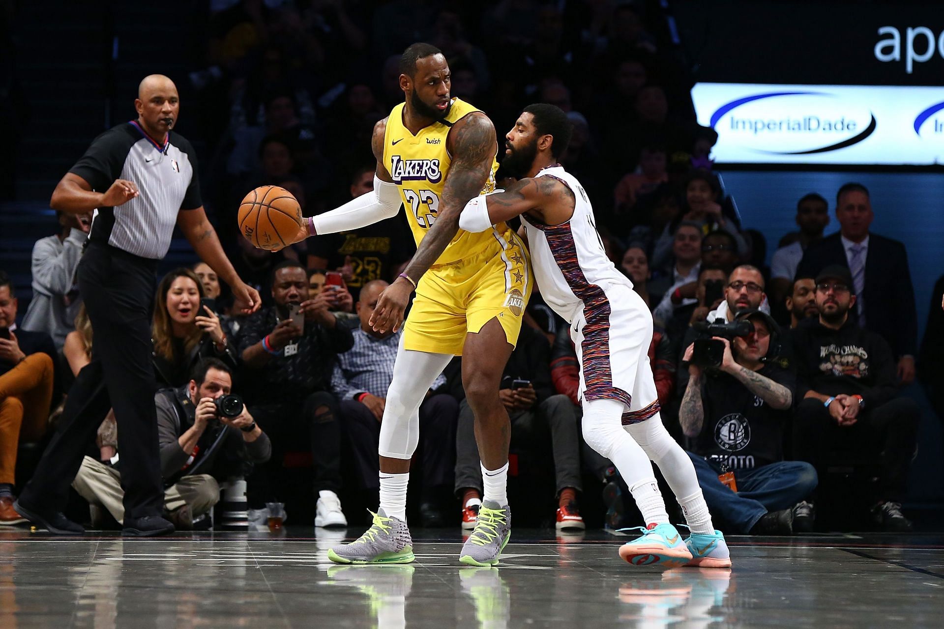 Los Angeles Lakers v Brooklyn Nets