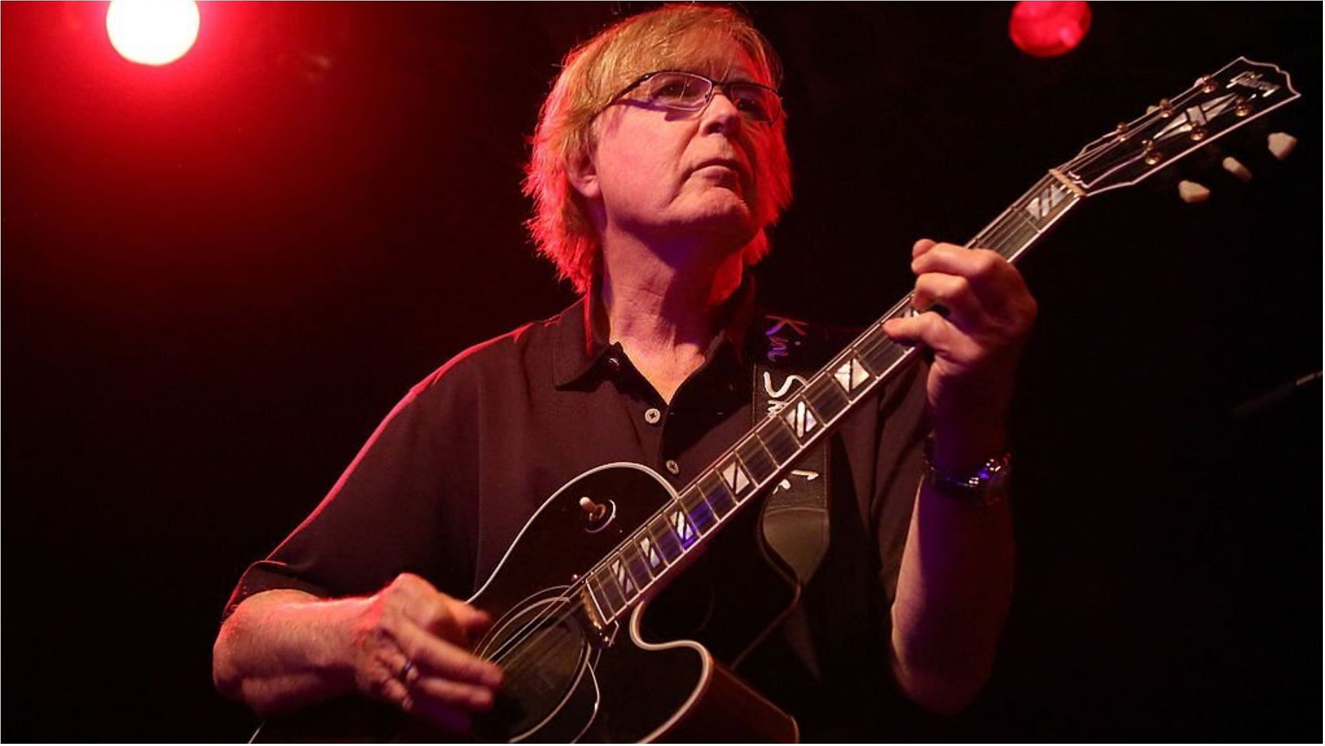 Kim Simmonds was popular as a member of Savoy Brown and other bands (Image via Adam Berry/Getty Images)