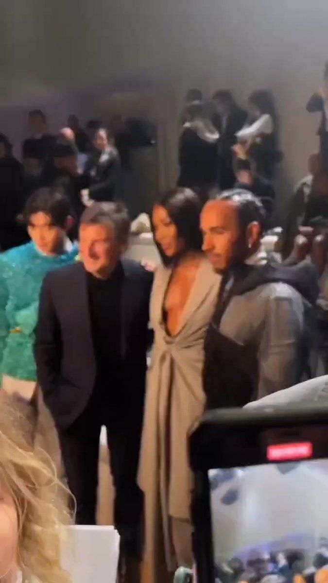 Cha Eun-woo and Naomi Campbell were spotted interacting at Dior's Men Fall  2023 show