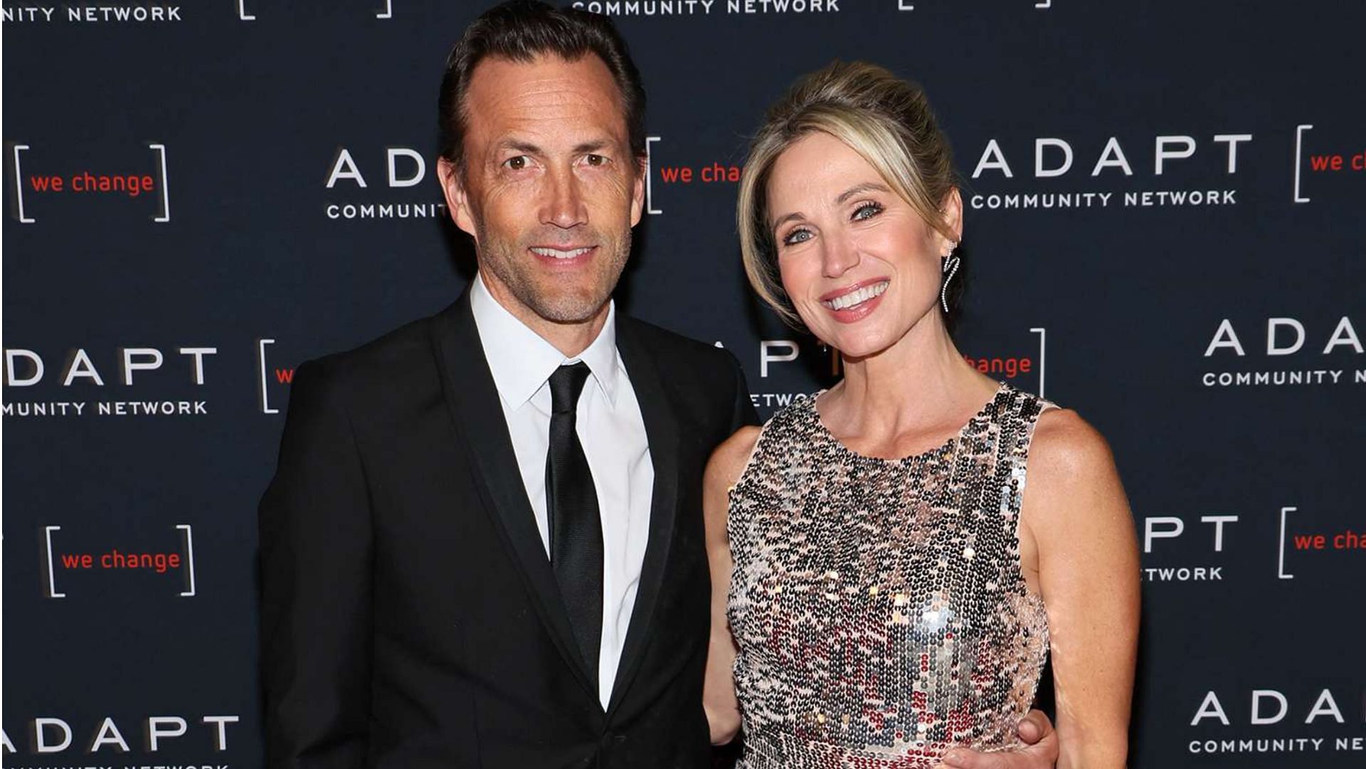 Andrew Shue has deleted pictures of Amy Robach from his Instagram handle. (Image via Mike Coppola/Getty)