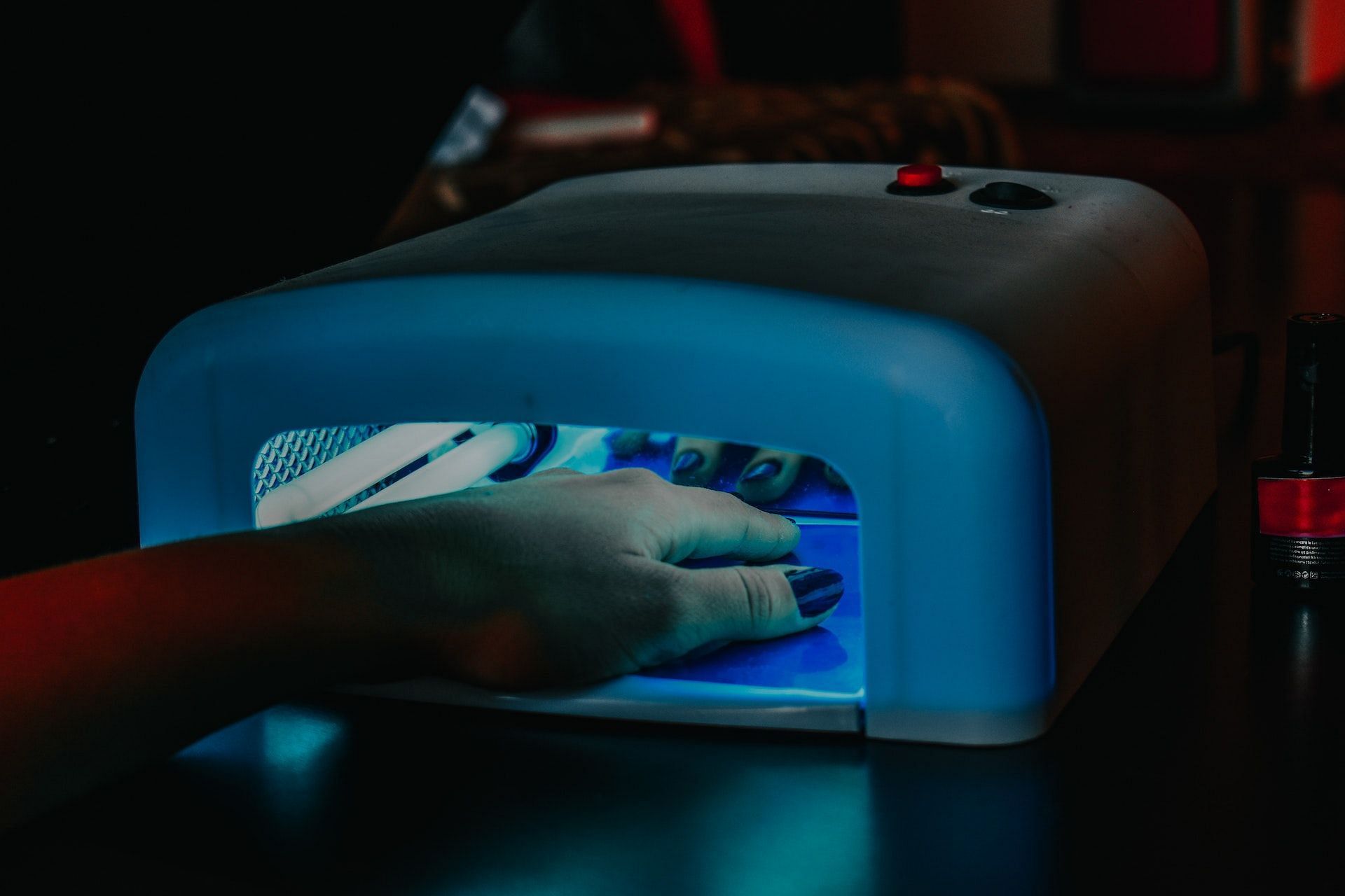UV nail lamp can damage your DNA. (Photo via Pexels/Dids)