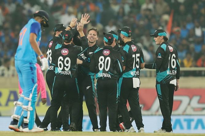 New Zealand spinners shine as India succumb to 21-run defeat in Ranchi T20I