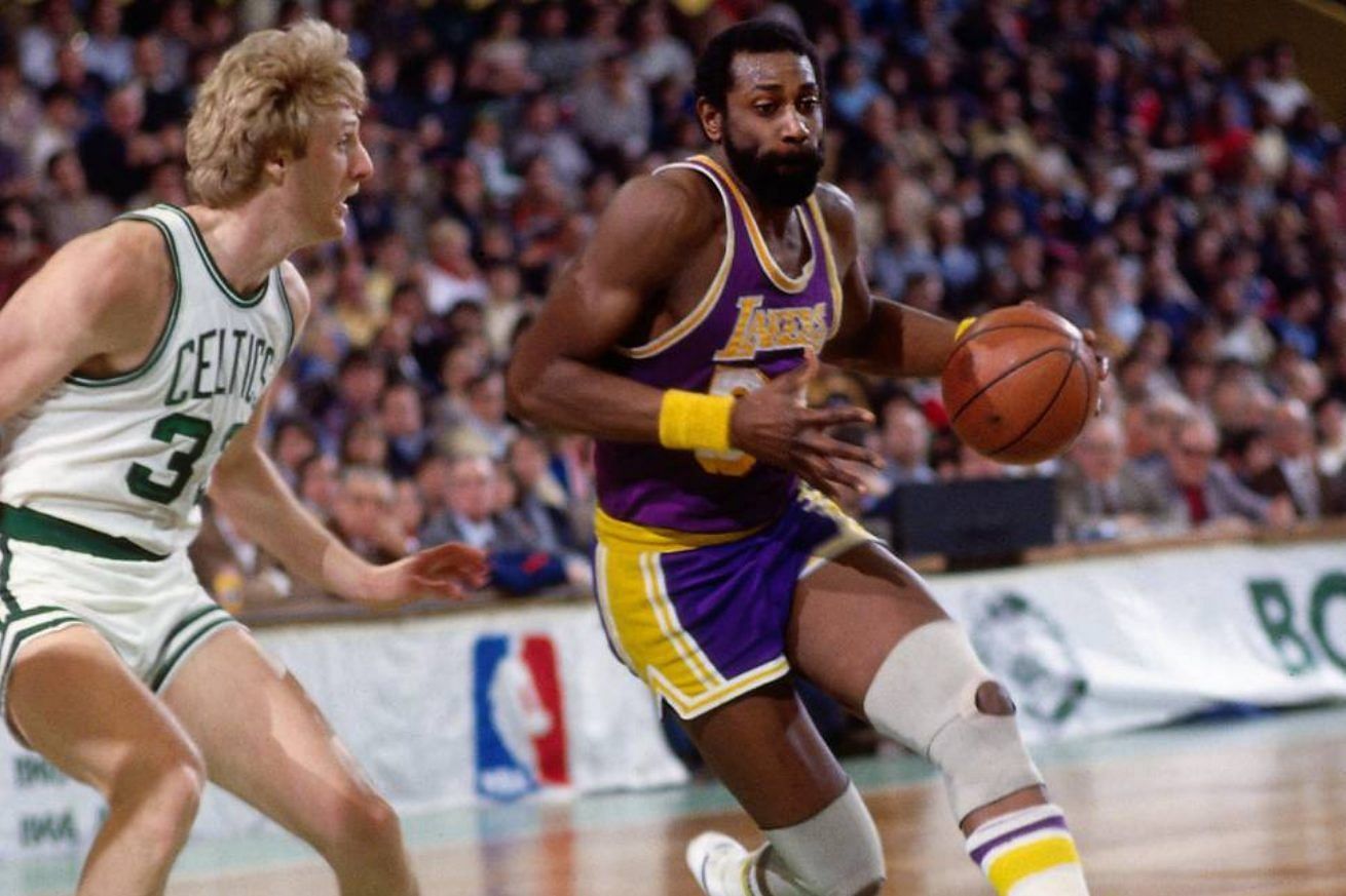 Spencer Haywood playing for the LA Lakers