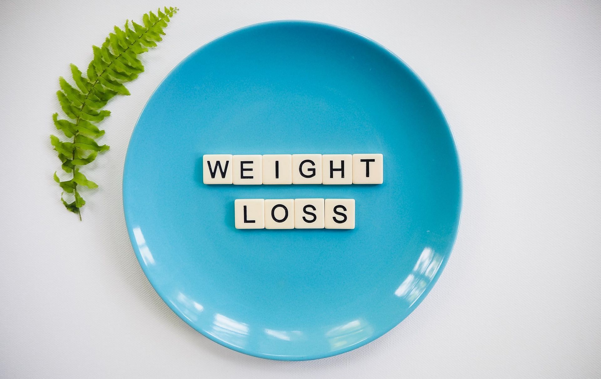 A low-calorie diet can help with weight loss (Image via Unsplash/Total Shape)