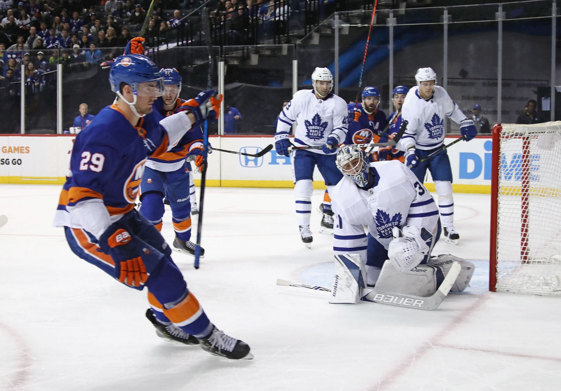 Toronto Maple Leafs v New York Islanders