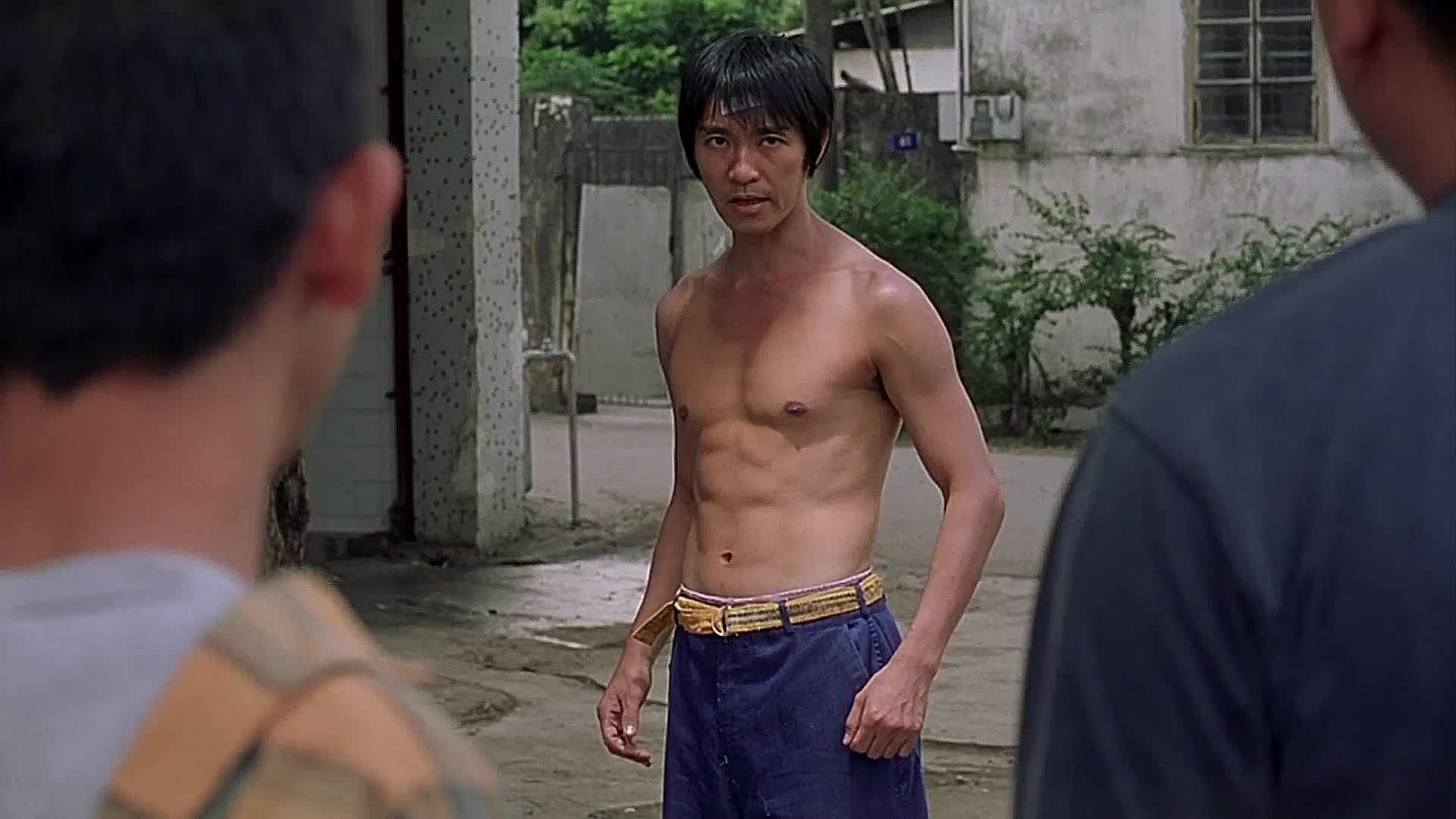 Stephen Chow as seen in Shaolin Soccer (Image via Universe Entertainment Ltd.)