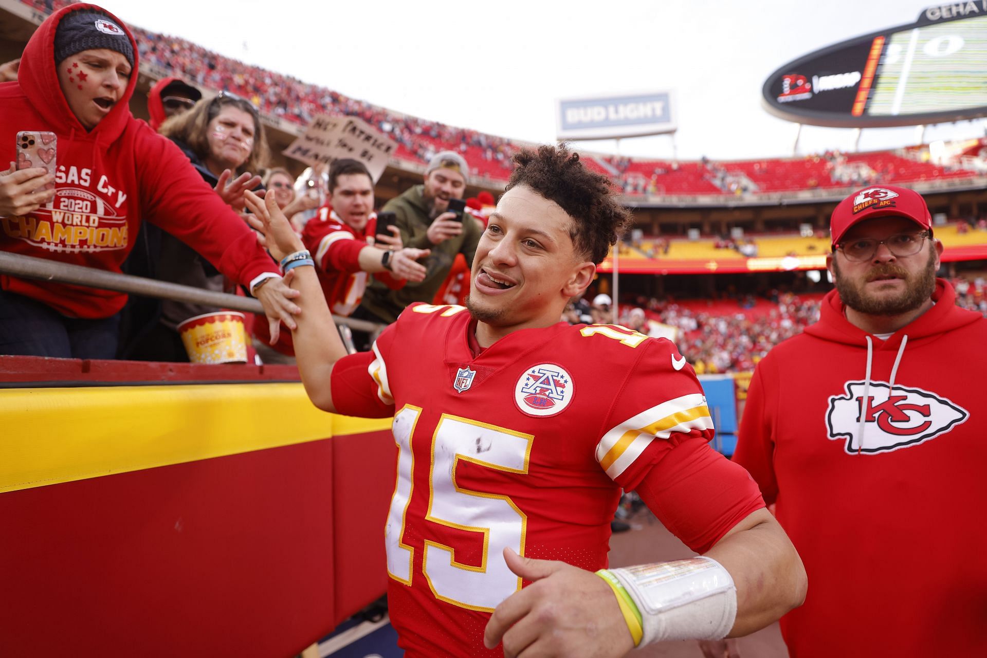 Sports Radio 810 WHB - With at least 185 passing yards today, Patrick  Mahomes can become the third player in #NFL history with at least 4,000  passing yards in three of his