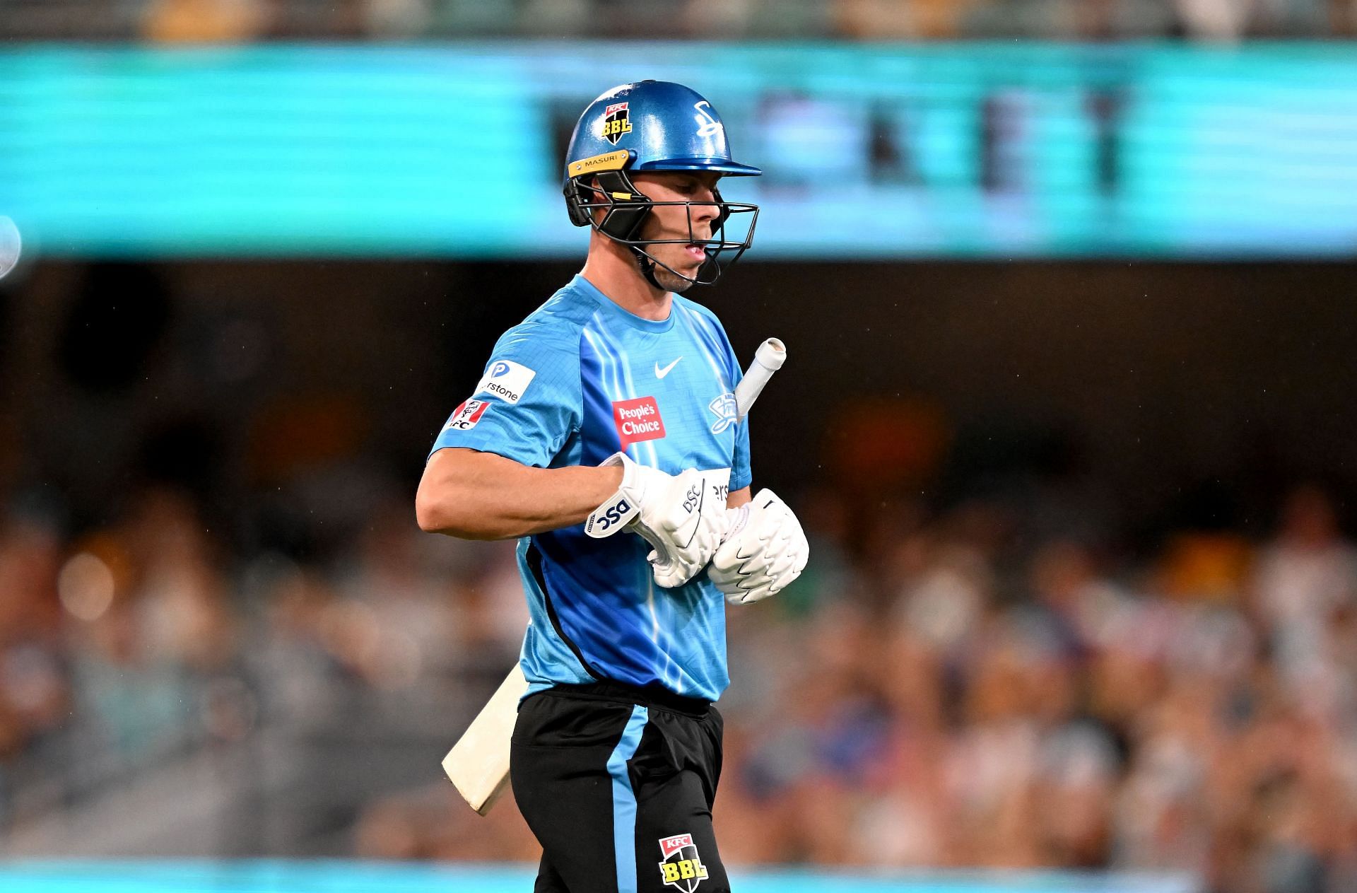 BBL - Brisbane Heat v Adelaide Strikers