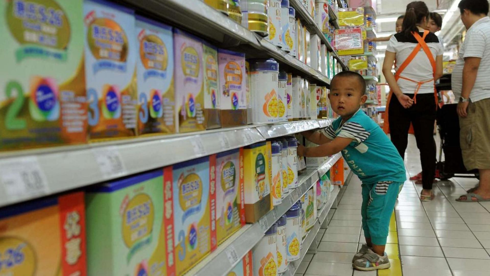 Lead levels in baby food may be reduced by up to 25 to 27 percent with the proposed action levels (Image via STR/AFP/Getty Images)