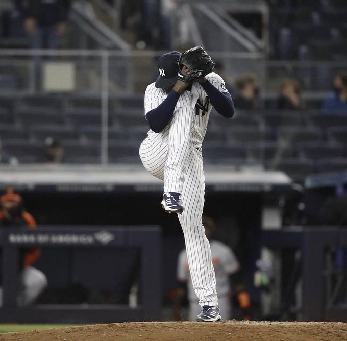 Kansas City Royals pitcher Aroldis Chapman heading to WBC