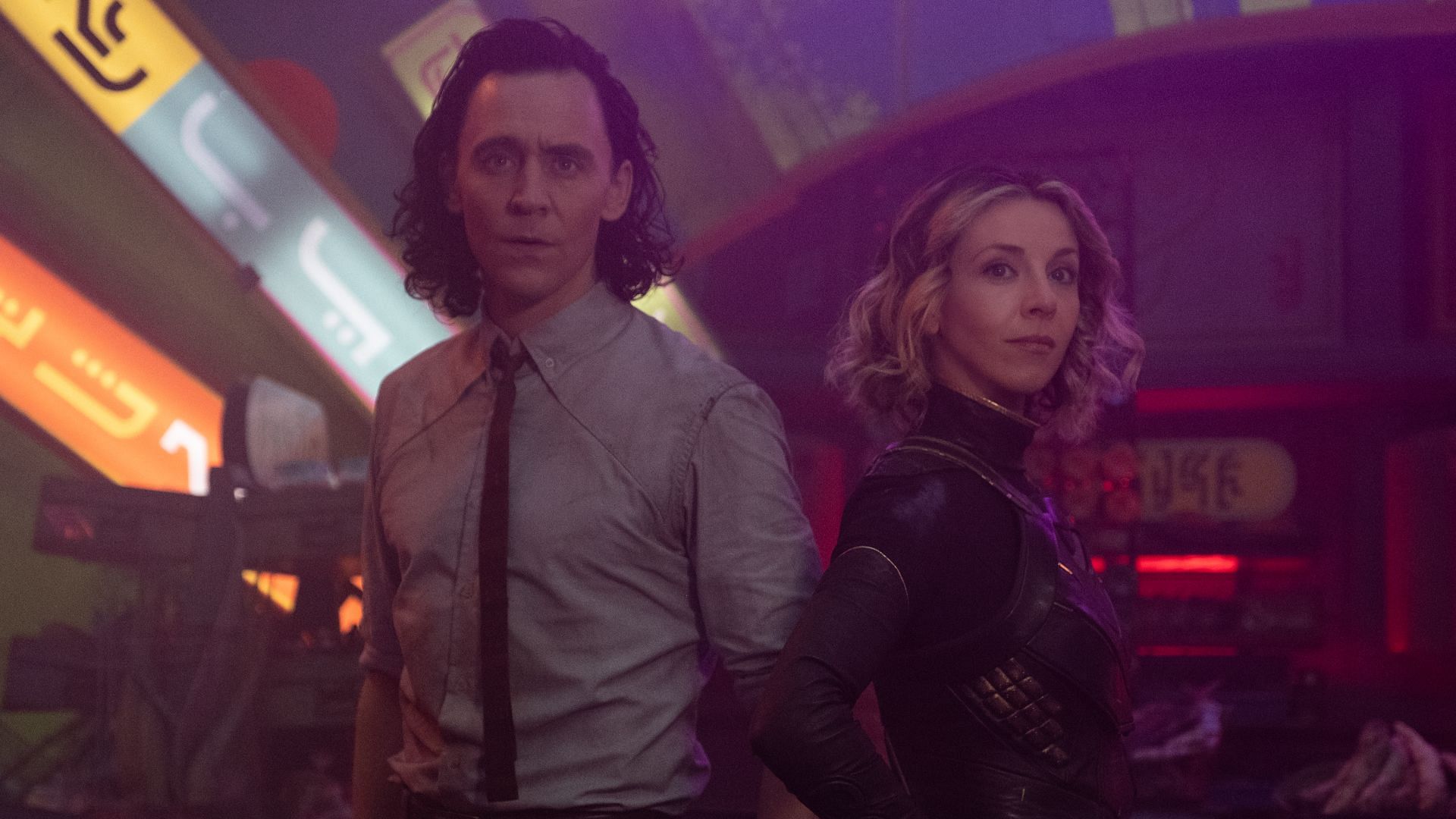 Loki and Sylvie in Loki (image via Marvel Studios)