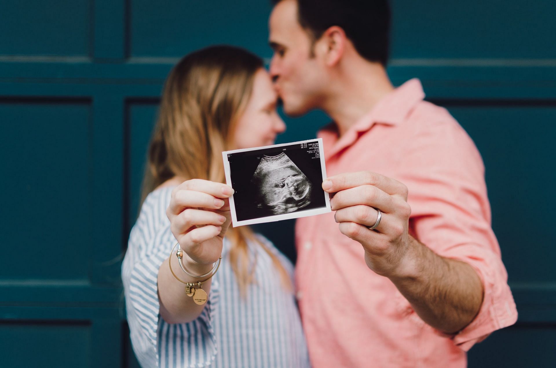 A fertility diet can improve your chances of parenthood (Image via Unsplash/Kelly Sikkema)