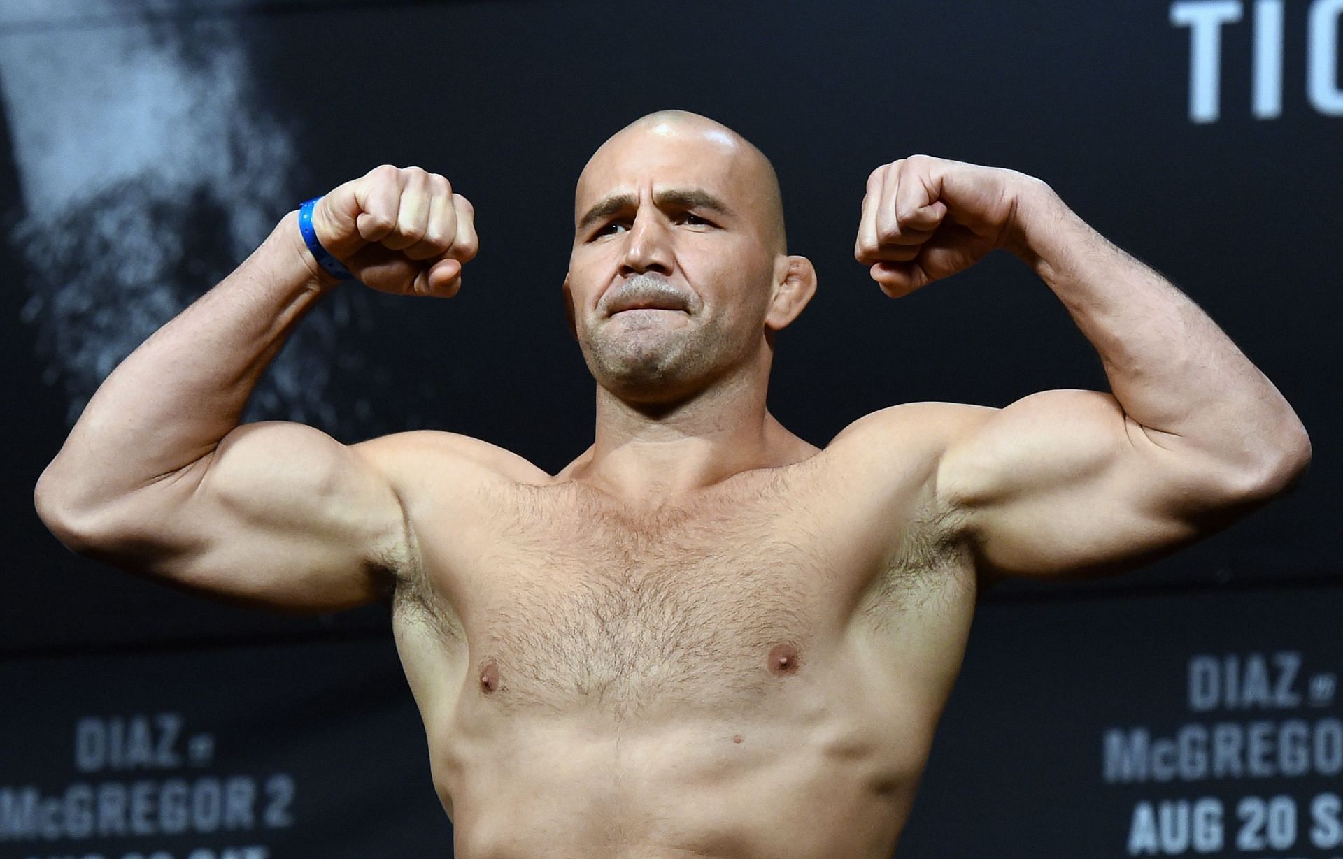 Glover Teixeira could regain the light-heavyweight title when he fights Jamahal Hill in January