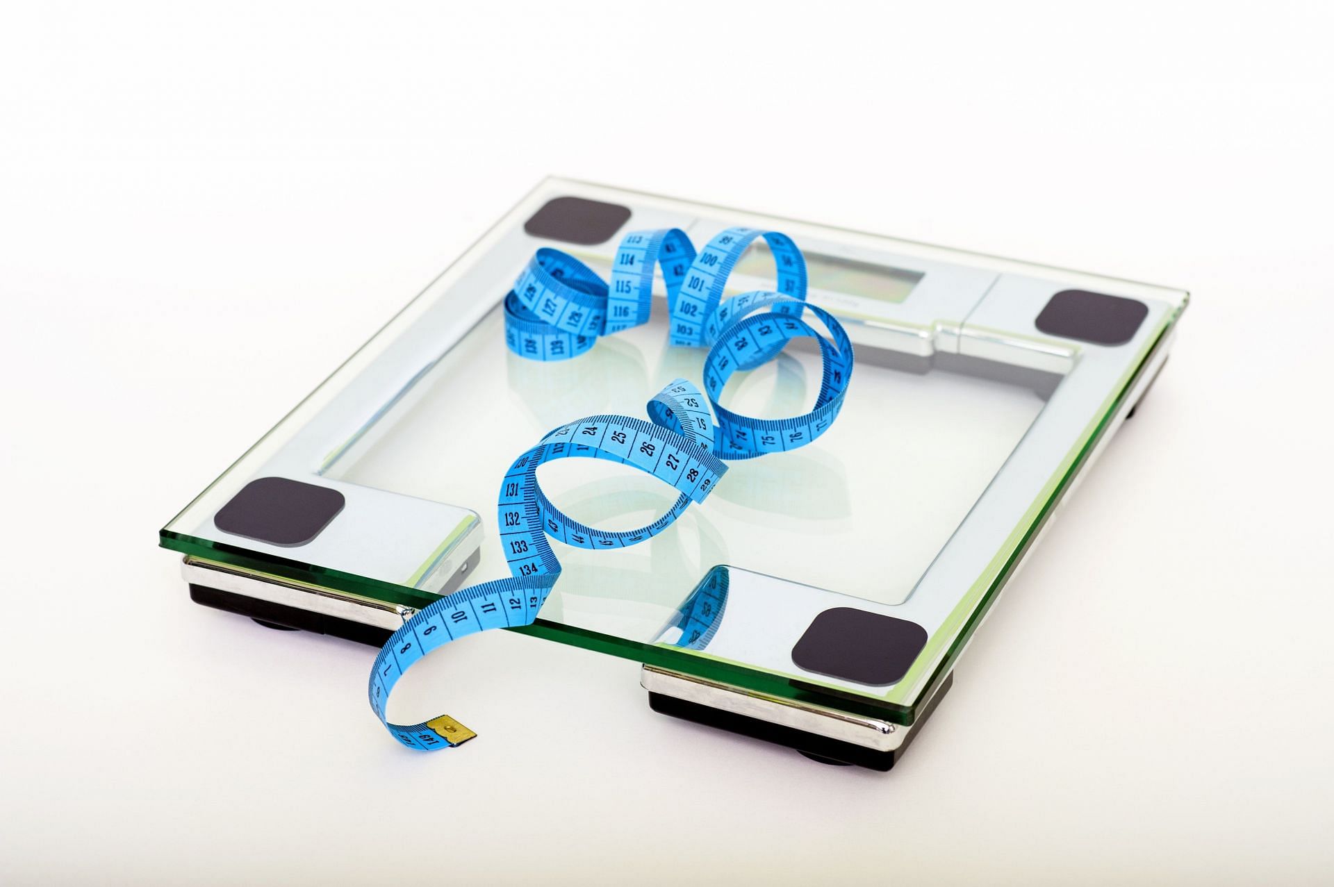  Despite following a strict diet and exercise plan, some individuals may struggle to see any significant weight loss results.  (Photo by Pixabay/pexels)