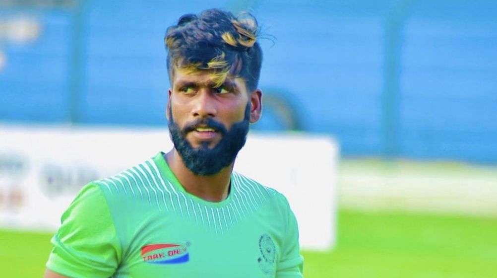 Hira Mondal pens a deal with NorthEast United FC