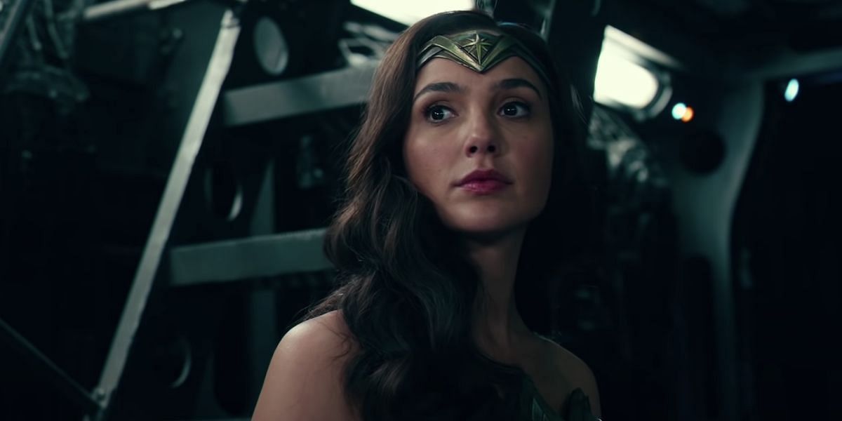 The flop of &#039;Wonder Woman 1984&#039; and the cancellation of the planned third film have raised questions about the future of the character and the actress in the DCEU (Image via Warner Bros)