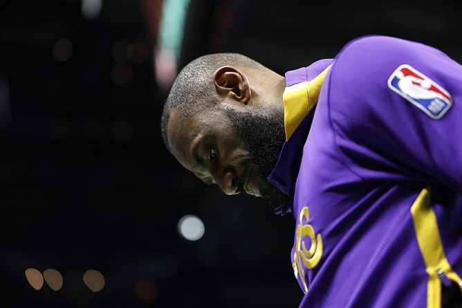 Skip Bayless fuels GOAT debate after LeBron James' 43-point performance: “LeBron loves to light up in Michael Jordan's house”