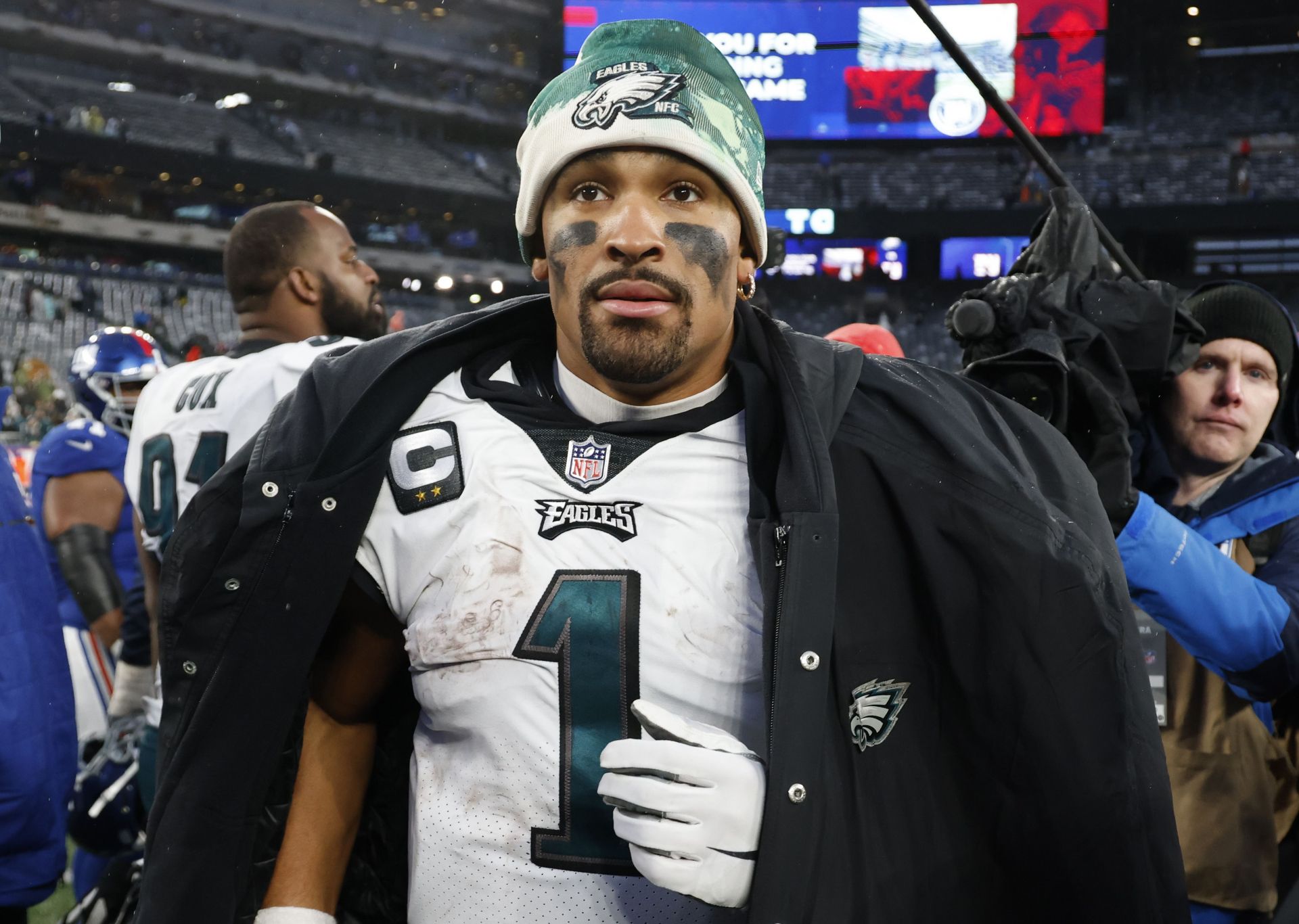 Philadelphia Eagles QB Jalen Hurts takes the field at practice, but will he  play Sunday against the New Orleans Saints? - 6abc Philadelphia