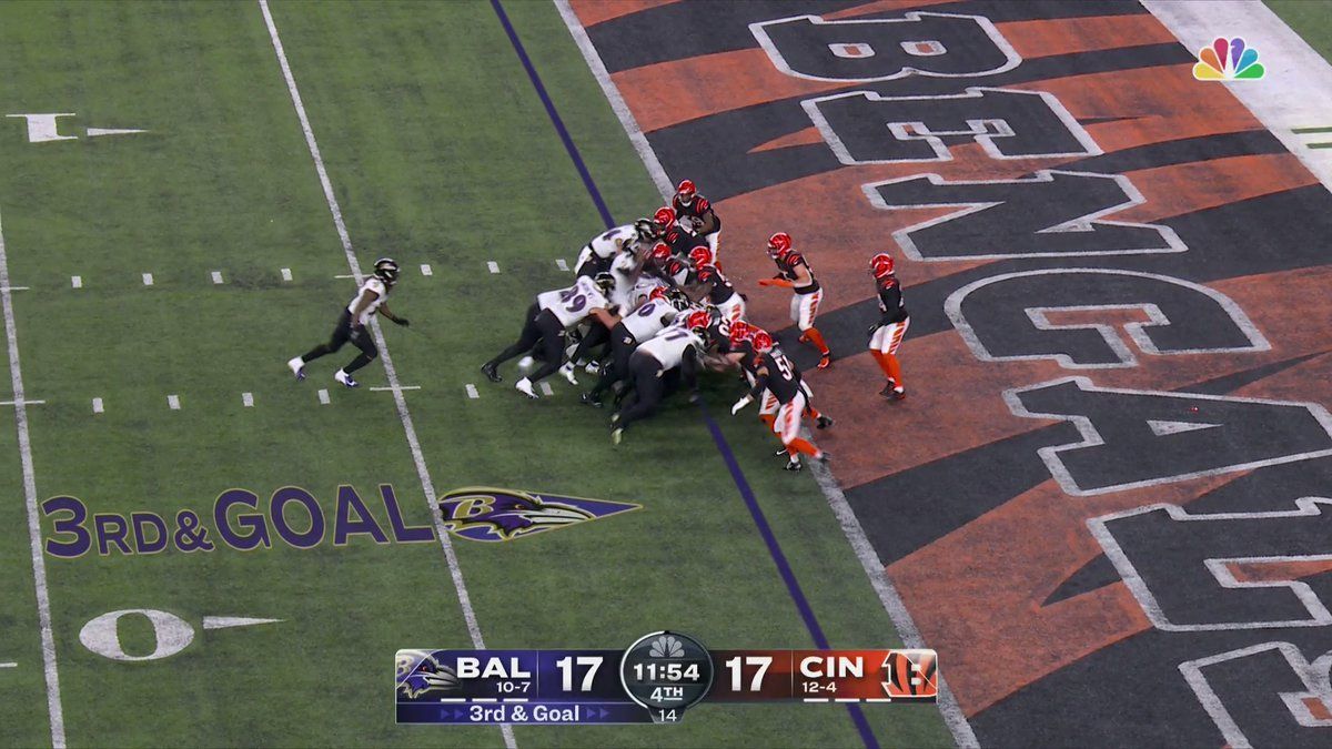 Ravens' failed QB sneak turns into ugly record-breaking fumble return for  Bengals (VIDEO)