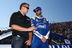 "That’s something I cherish" - Tony Stewart on 'loaning' Jimmie Johnson's memorabilia