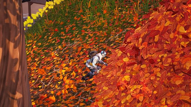 Fortnite: How to restore health or shields while hiding in a leaf pile