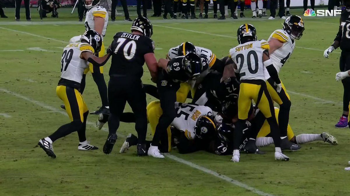 Steelers' Cameron Heyward follows 'bulls---' unnecessary roughness penalty  with a Minkah Fitpatrick sideline spat