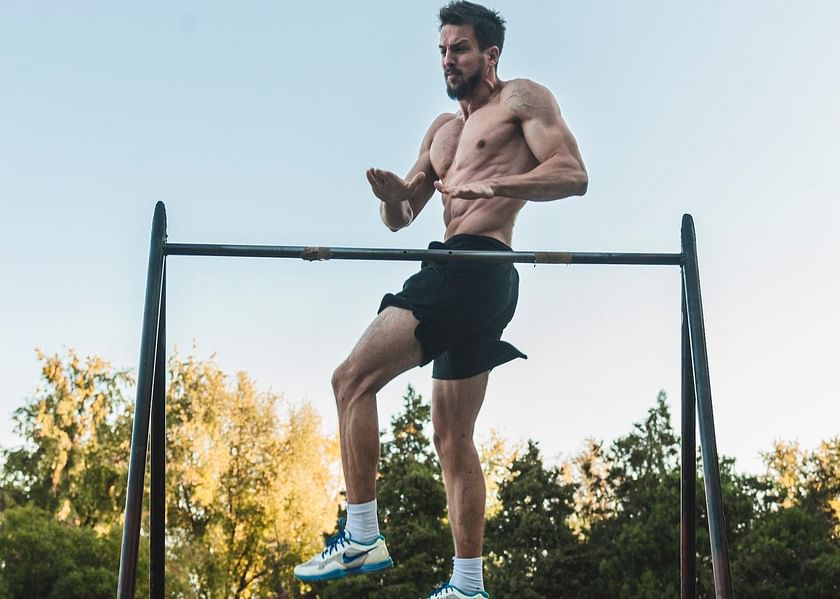 The Ultimate Guide to Calisthenics Workout to Build Strong Physique