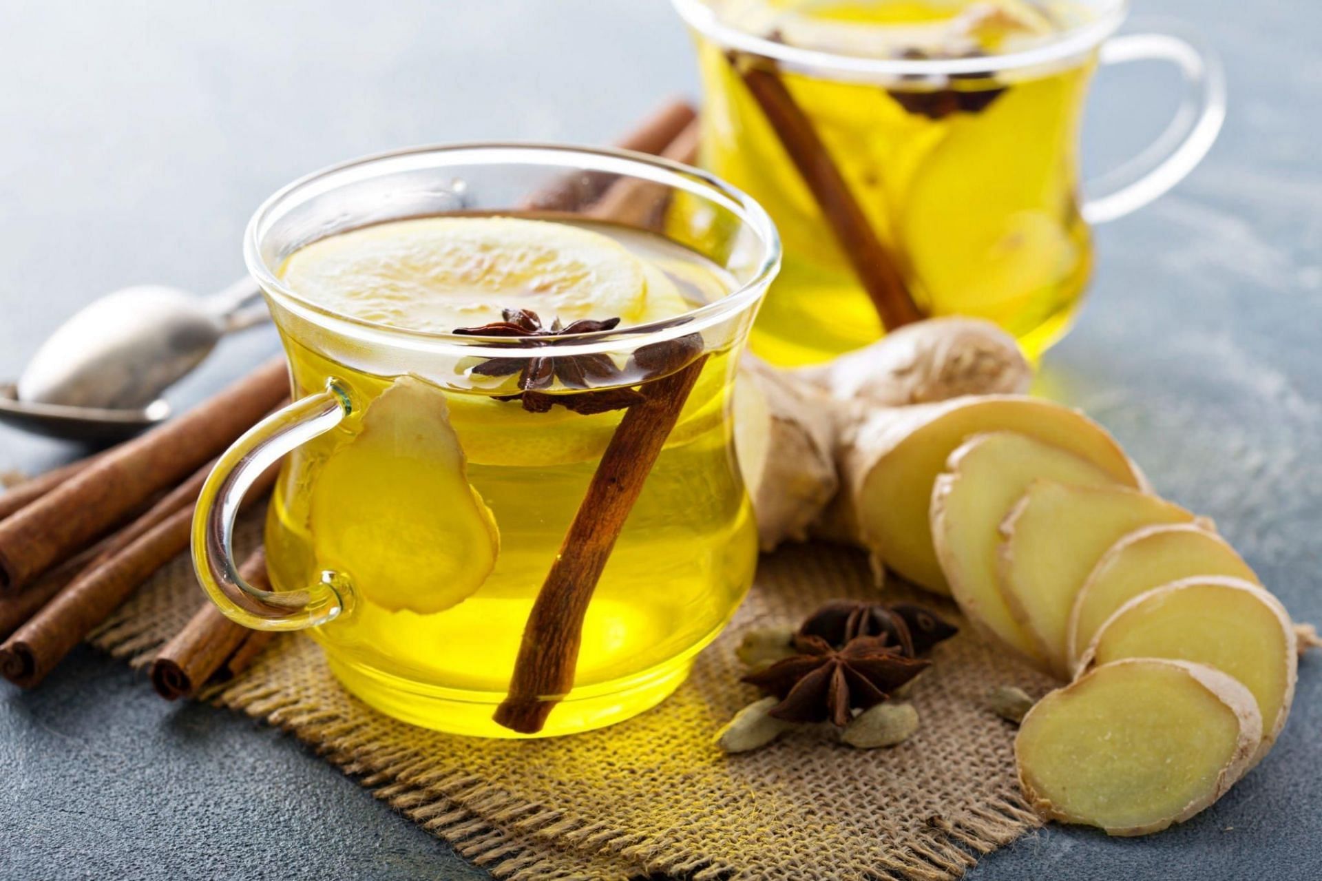 3 Benefits and 3 Side Effects of Ginger Tea