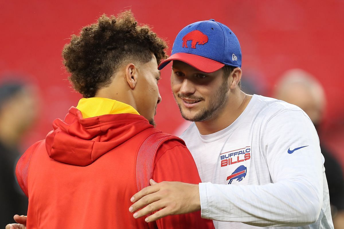 (L-to-R) Patrick Mahomes and Josh Allen