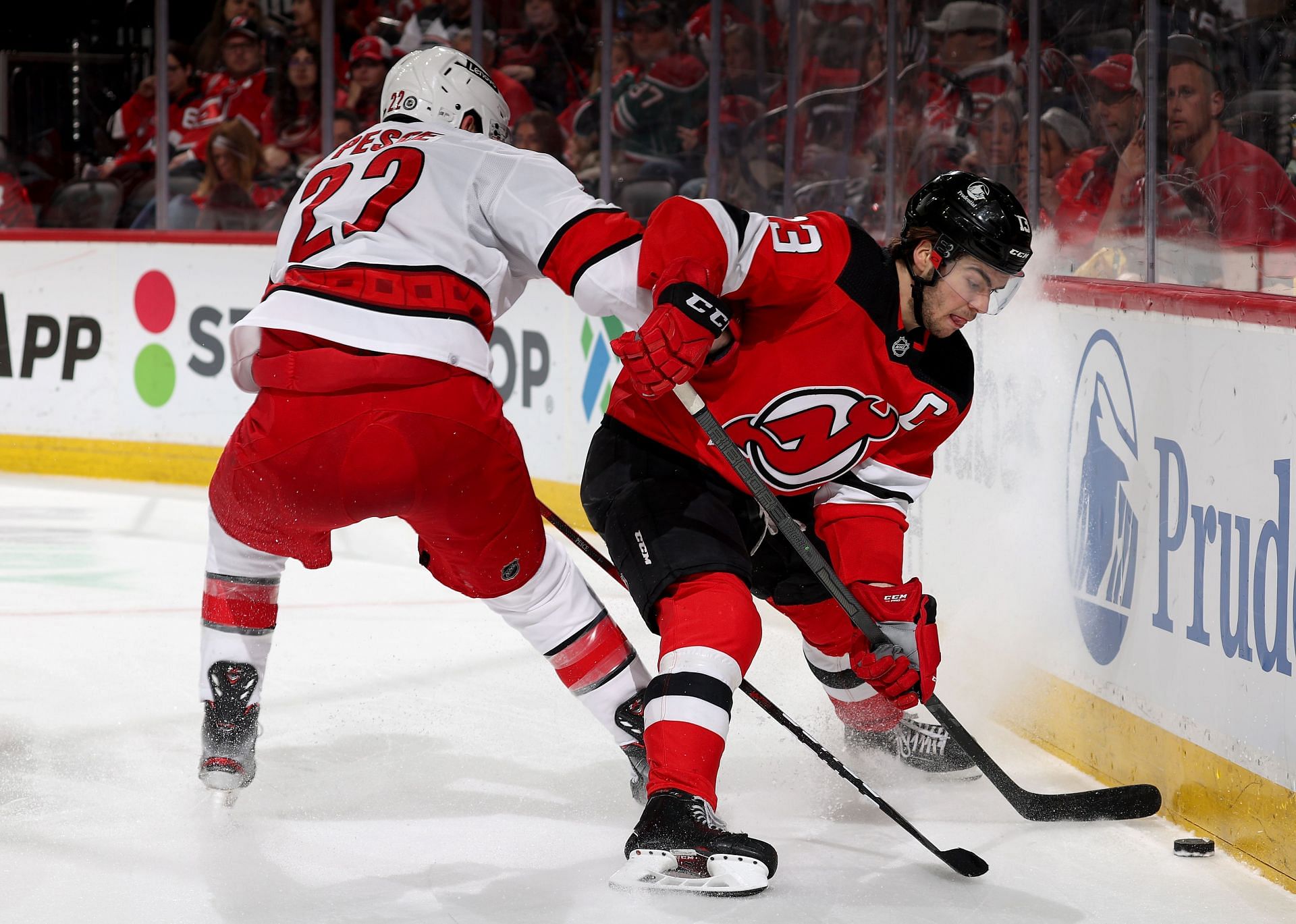 Carolina Hurricanes v New Jersey Devils