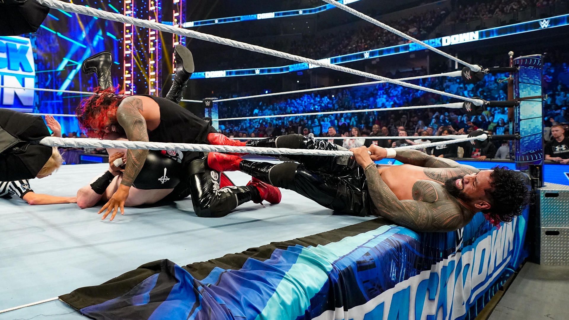 The Usos cheated their way to a win on WWE SmackDown.