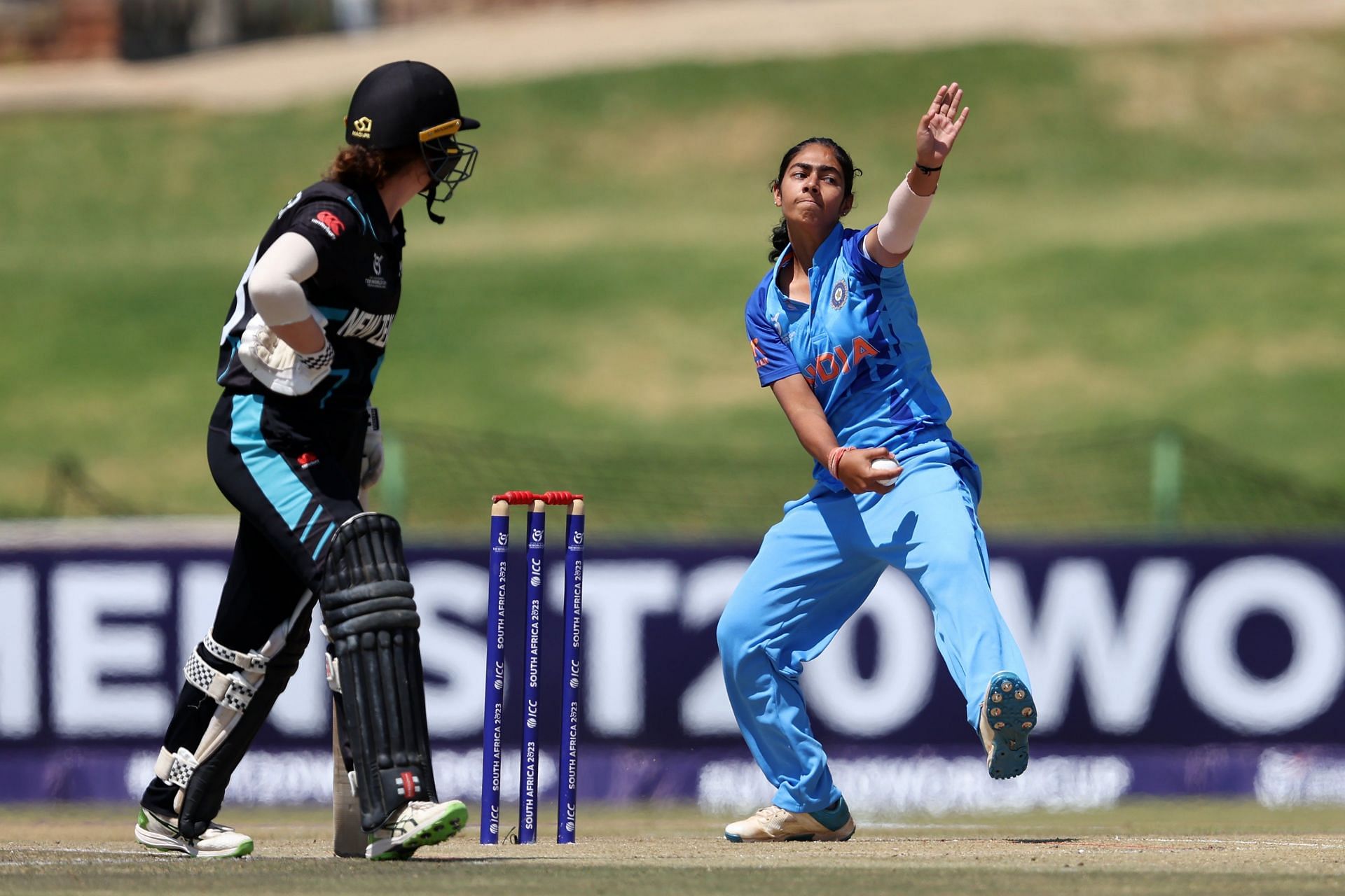 Parshavi Chopra's 3/20 helps India restrict New Zealand to 107/9 in Women's  U-19 T20 World Cup 2023 semifinal