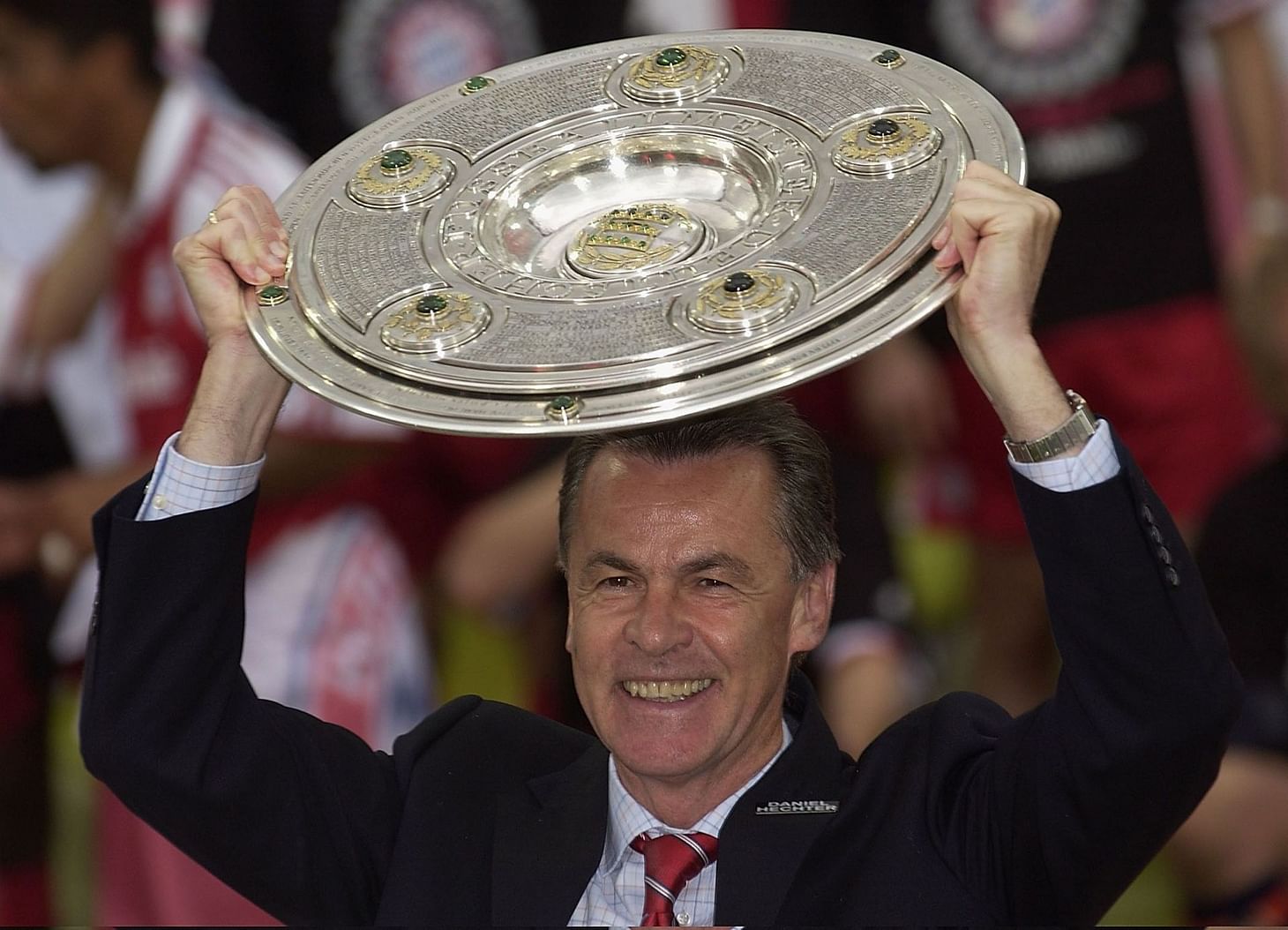 5-managers-who-have-won-the-most-trophies-won-in-football