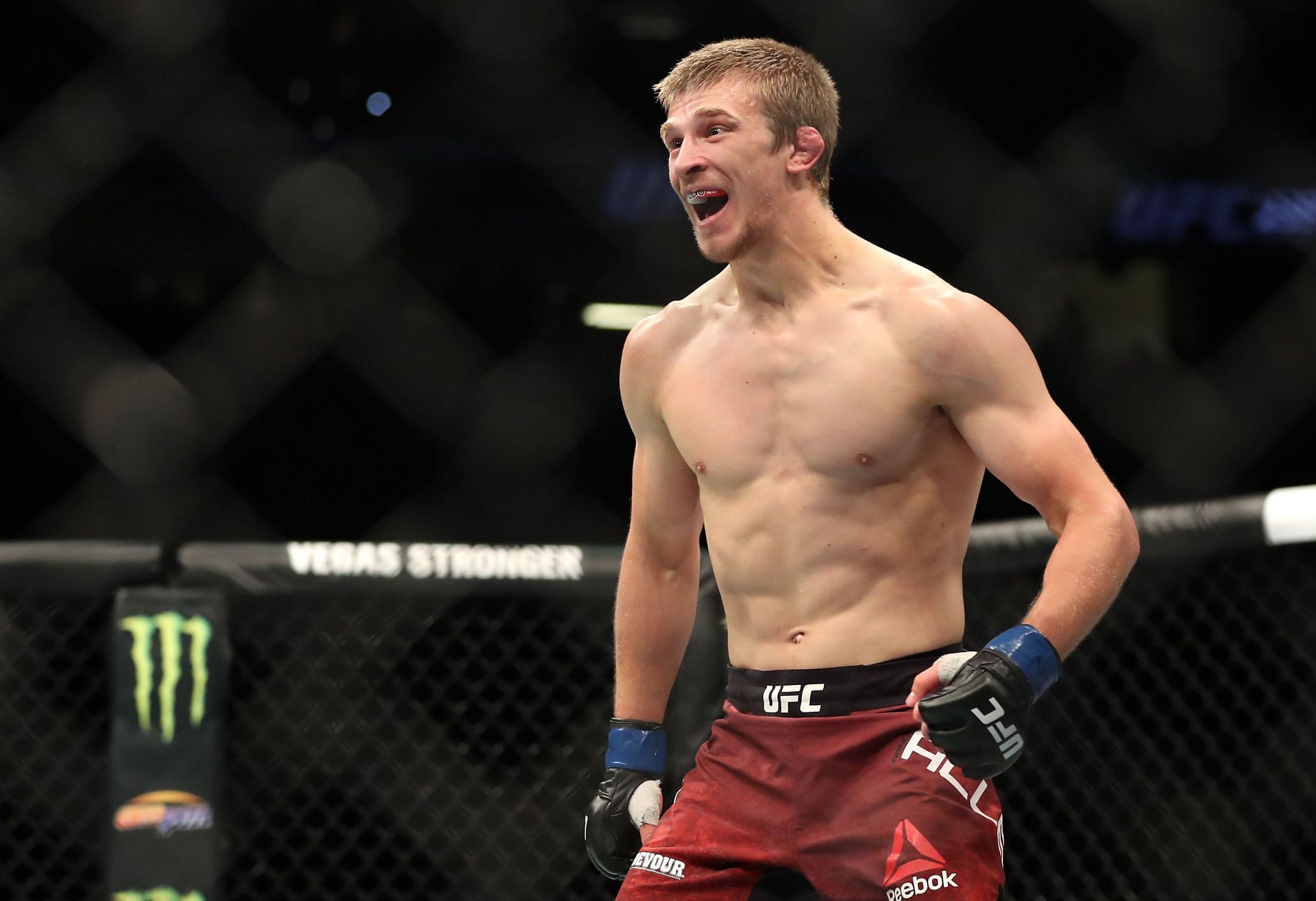 Arnold Allen appears to have been unfairly overlooked for the interim featherweight title bout