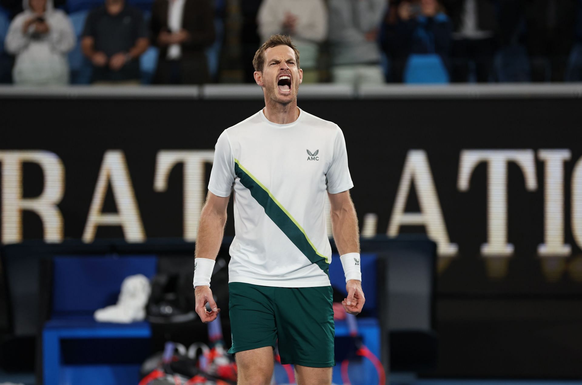 Andy Murray celebrates his victory against Thanasi Kokkinakis at Australian Open 2023