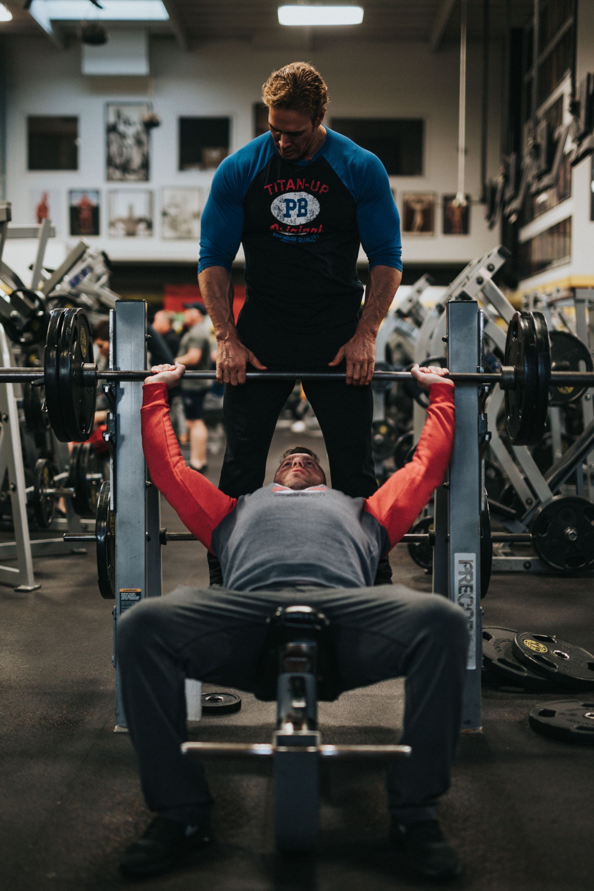 Bench press exercise (Image via Unsplash/Nathan Dumlao)