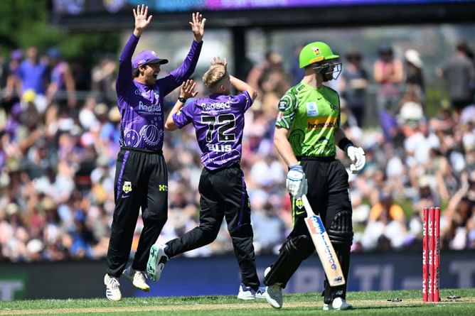 [Watch] Hobart Hurricanes' Nathan Ellis takes a hat-trick against Sydney Thunder in BBL'12