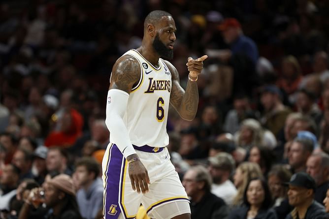 When LeBron James teamed up with Michael Jordan and went unbeaten