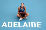 Madison Keys with the 2022 Adelaide International 2 trophy.