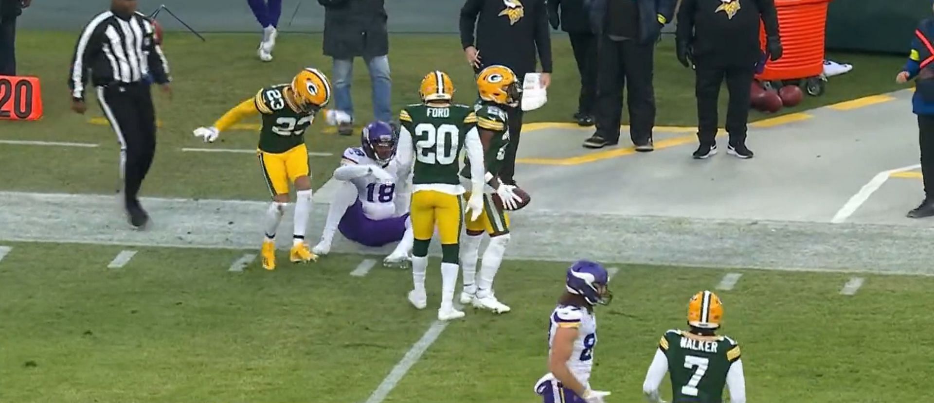 Justin Jefferson Trash-Talked Green Bay's DBs Before Putting on a Show in  Minnesota: 'I Got a Little Something for 'Em'