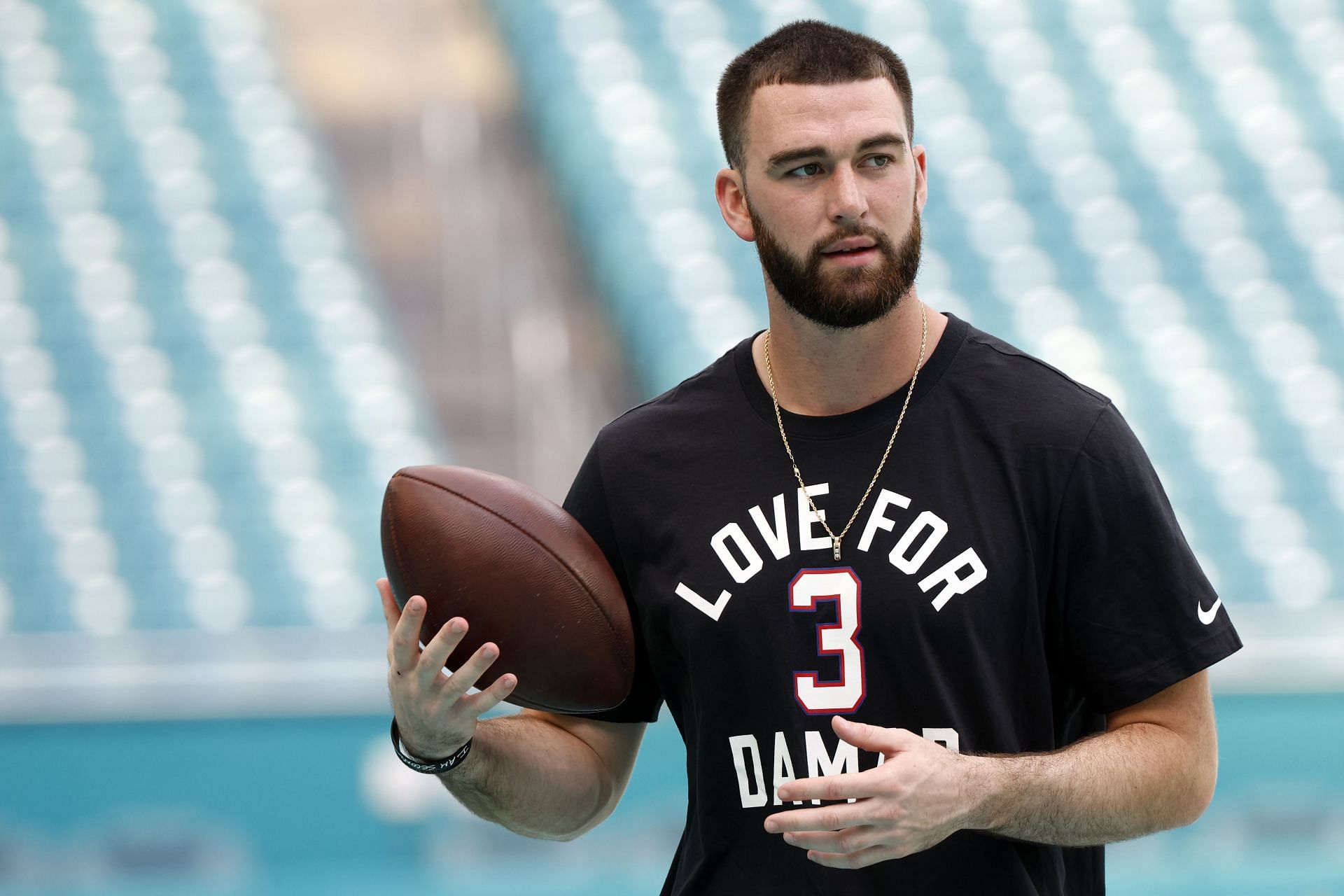 Who is the Dolphins' starting QB vs. the Bills today?