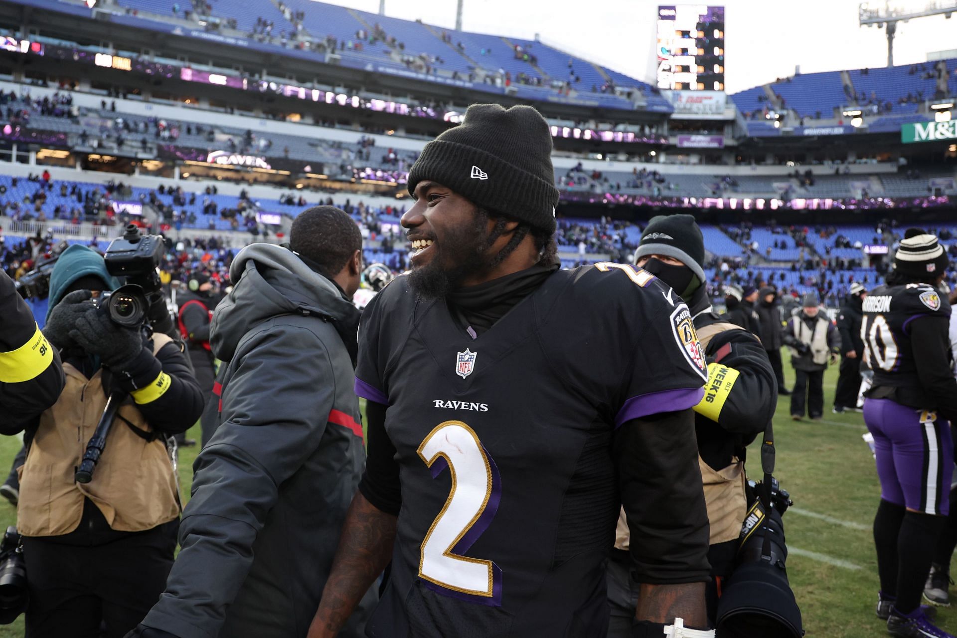 What happened to Lamar Jackson? Reason why Ravens QB is not playing tonight  vs. Steelers on MNF in Week 17 explained