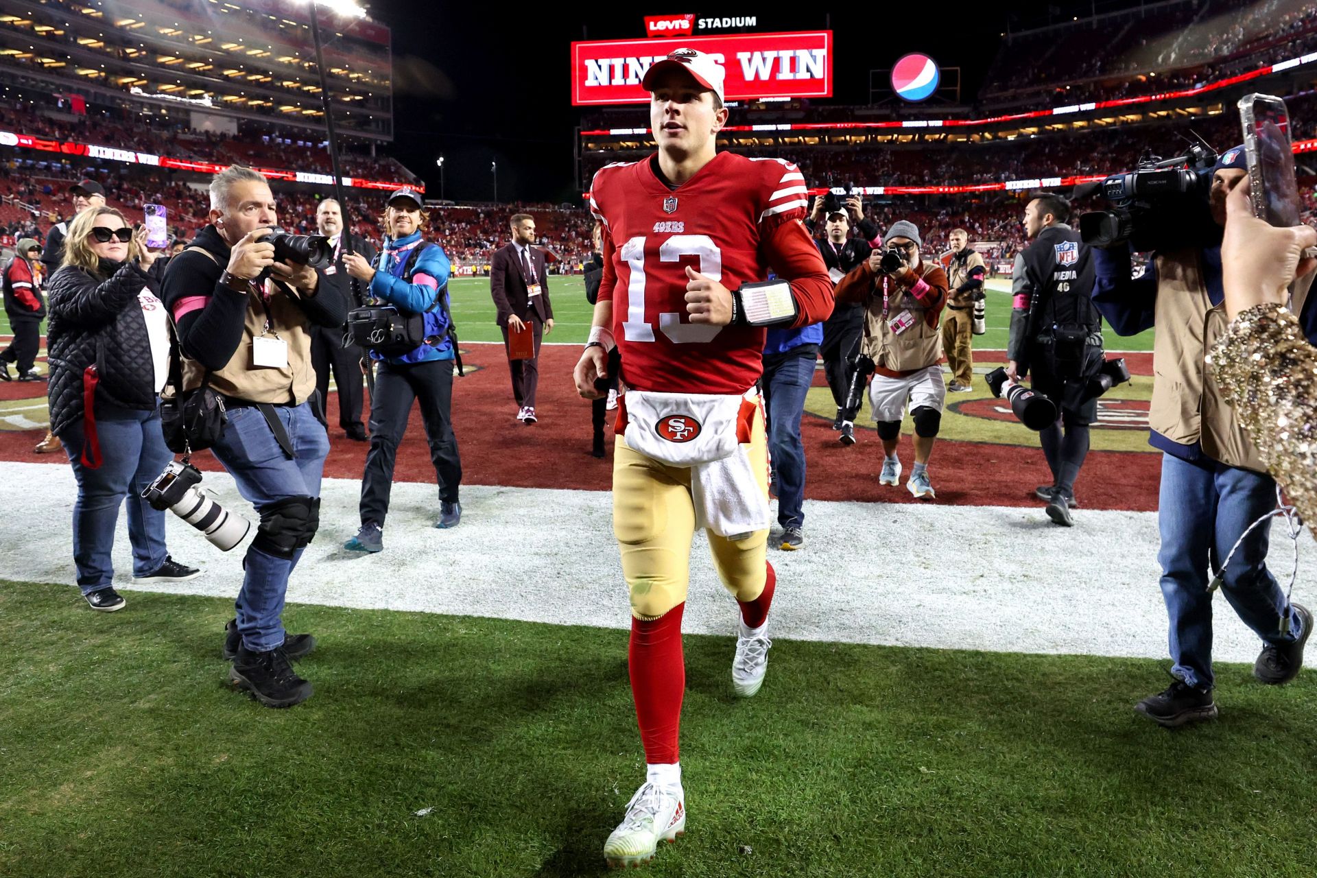 NFL on FOX - DIVISIONAL ROUND BOUND!! The San Francisco 49ers take