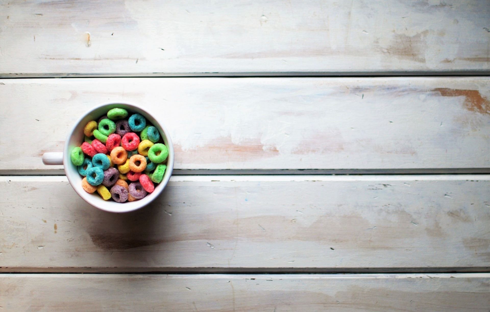 Cheerios Nutrition and Health Facts (Image via Unsplash/Isabella and Zsa Fischer)