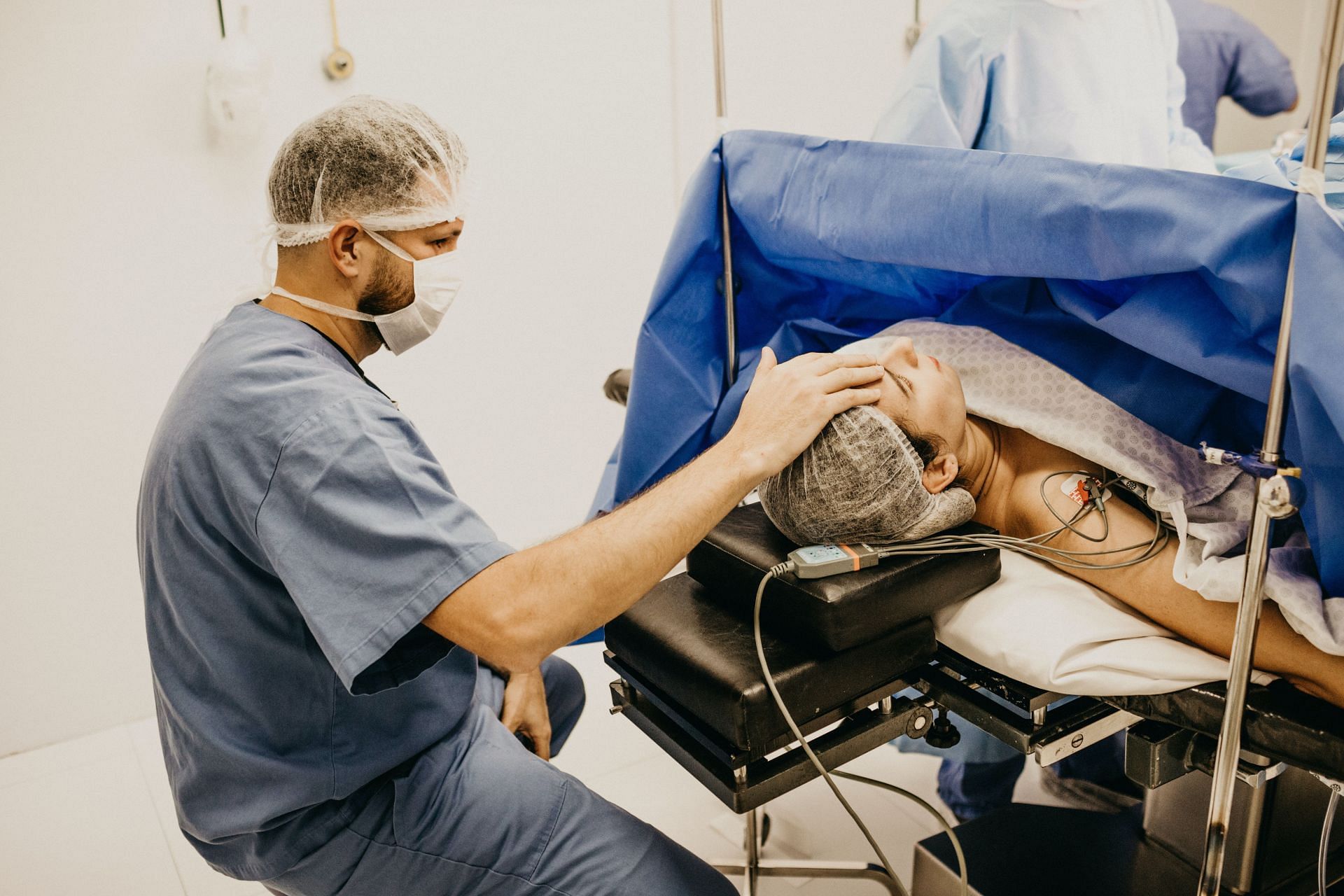 Hair transplant is a great surgical option if you&#039;re really serious about hair regrowth. (Image via Pexels/Jonathan Borba)