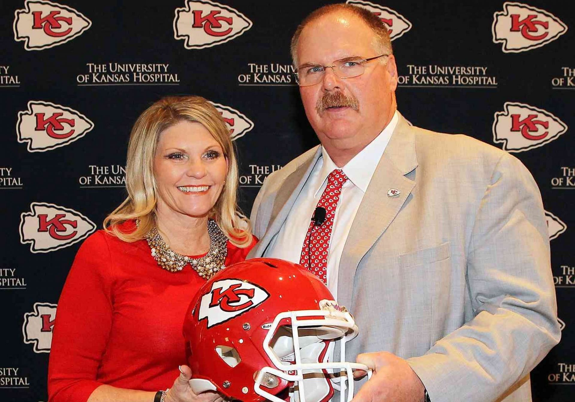 Chiefs HC Andy Reid with his wife Tammy