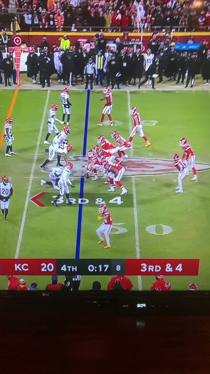 NFL rigged: Chiefs vs. Bengals: UFC Twitter feuds over controversial  refereeing in NFL match