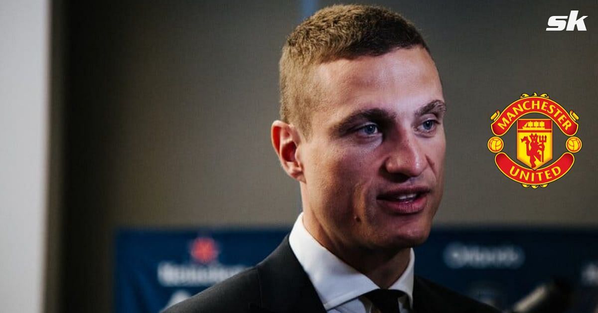 Vidic urges United to protect their under-fire captain.