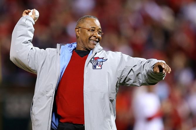 MLB legend Ozzie Smith celebrates the Pena family for their exceptional genetic lineage