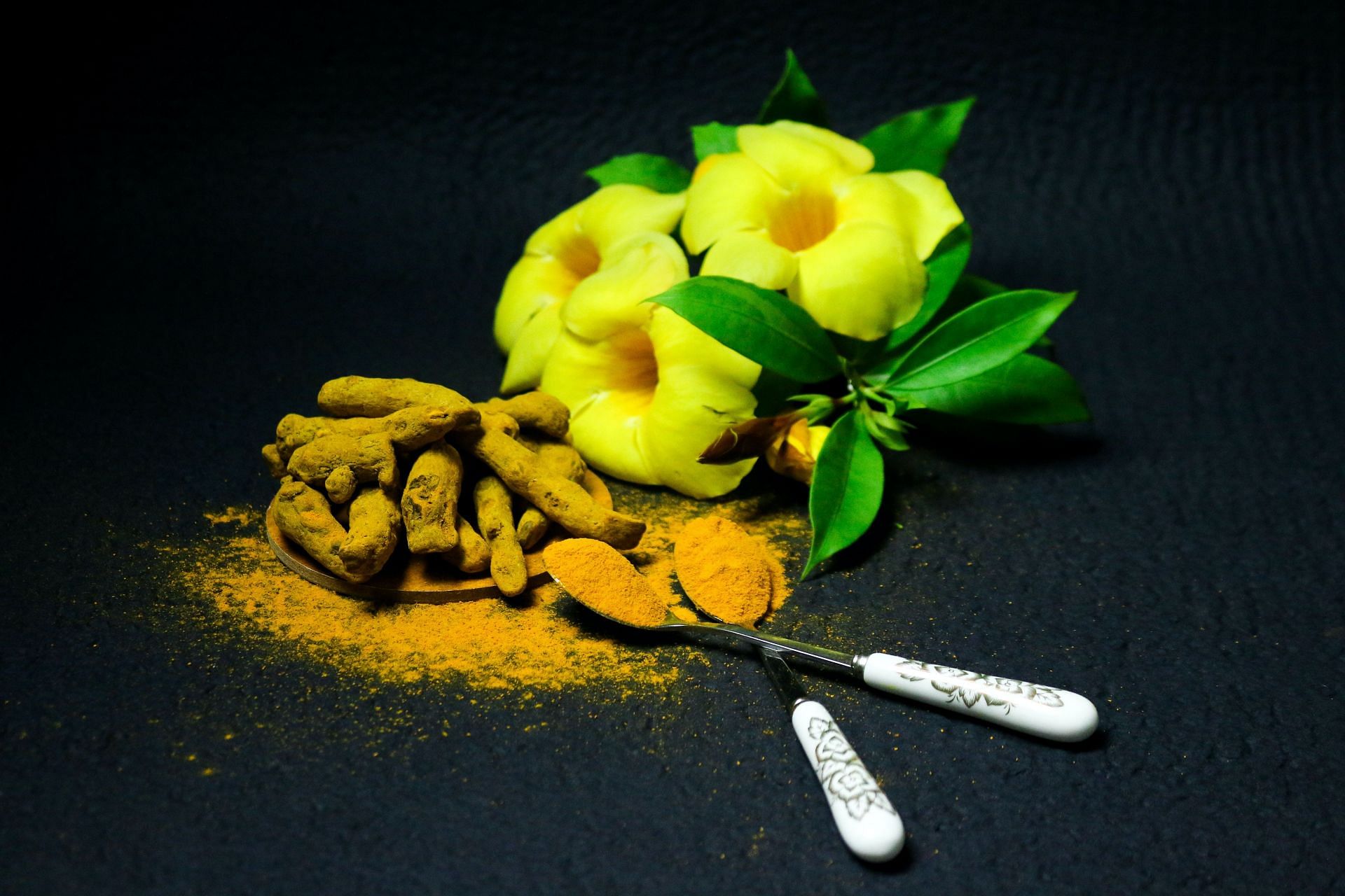 Health benefits and side effects of turmeric